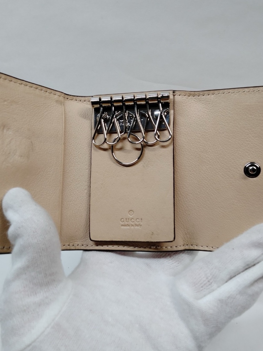 Gucci Key Case - Picture 4 of 6